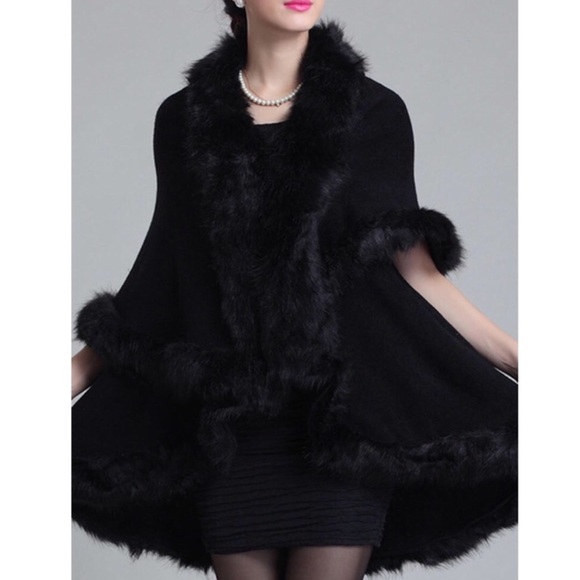 Luxurious Faux Fur Double Layer Black Cape Coat - Picture 3 of 9